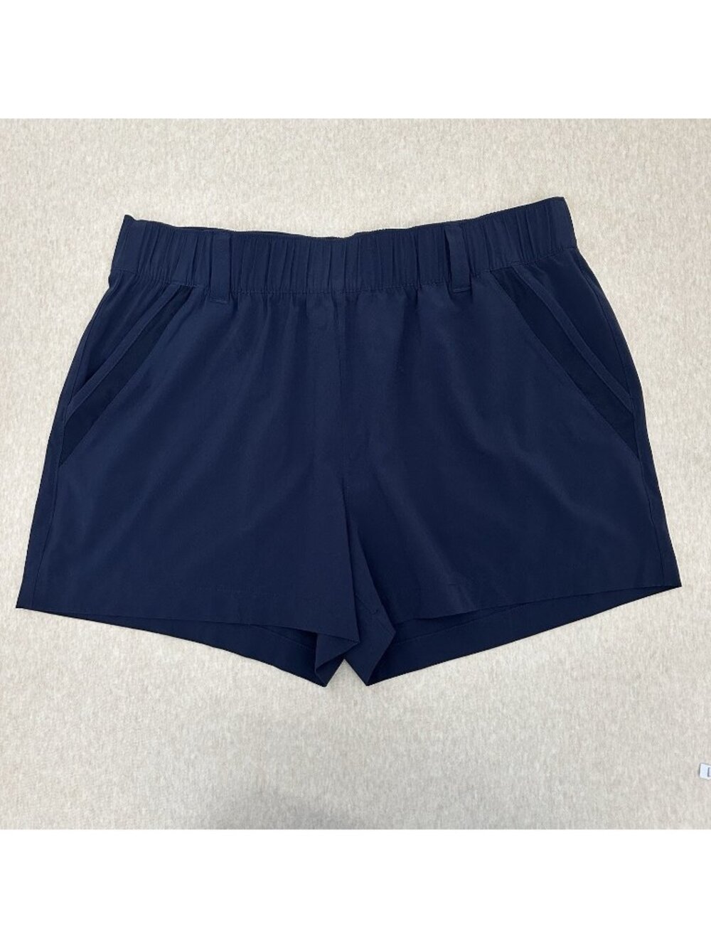 Eddie Bauer Sport Women's  Size L US Blue High Rise Elastic Waist Shorts